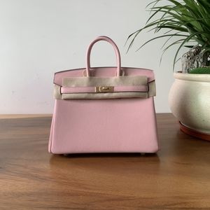 Meet your Posher, Albert